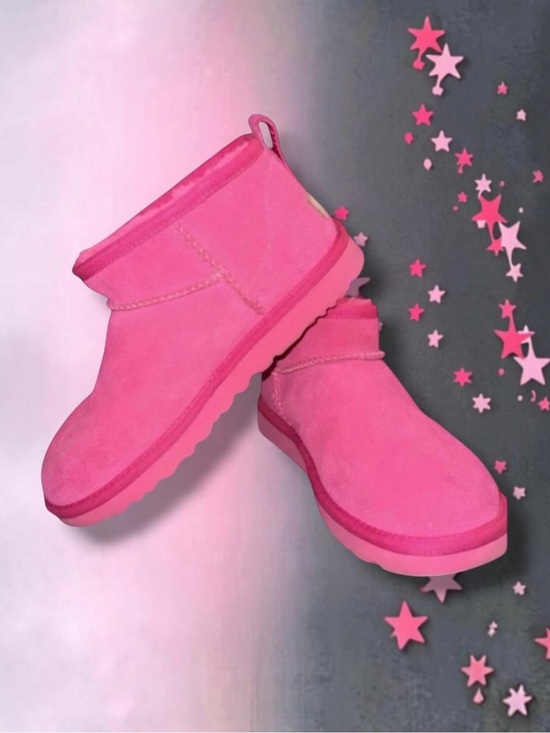 UGG Shoes - 💕UGG Classic Ultra Mini Boot • 3.5" Shaft • Taffy Pink • 38 EU / 7 US • MINT!